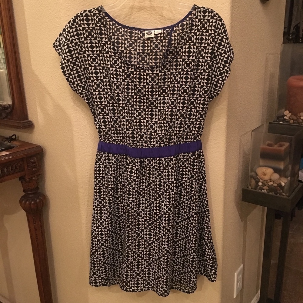 ROXY Patterned Open Back Short Sleeve Dress Size Large